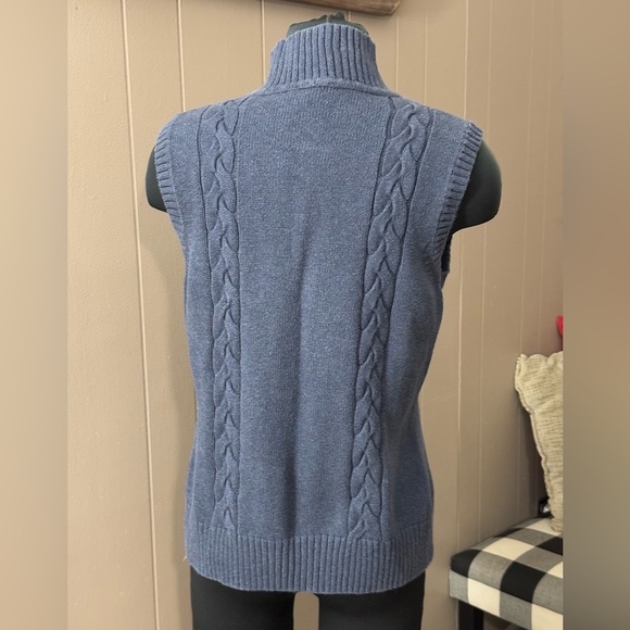 Pendleton • Full Zip Cable Knit Sweater Vest - Picture 12 of 12